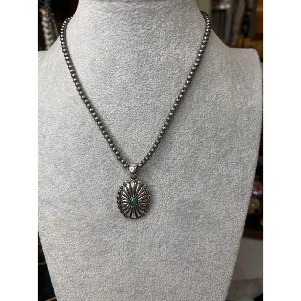 Western-Style Necklace